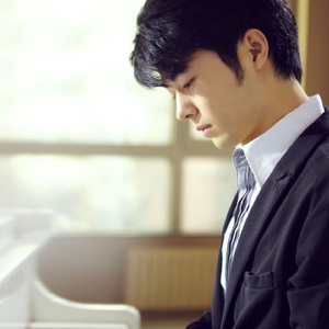 插入美女阴郭30分钟的高清视频
